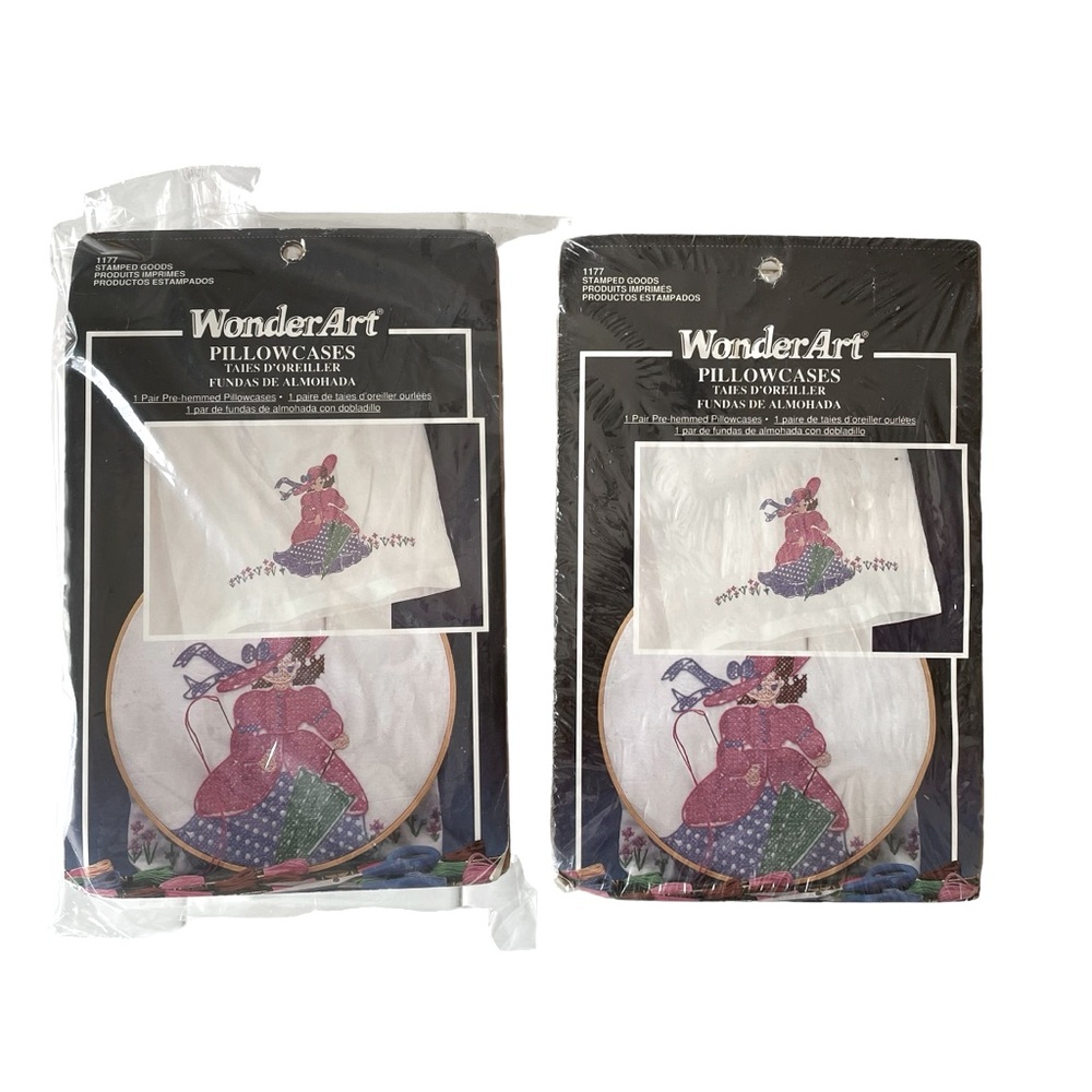 WonderArt Stamped Pillow Cases Embroidery Kits Two Pairs with Embroidery Hoop
